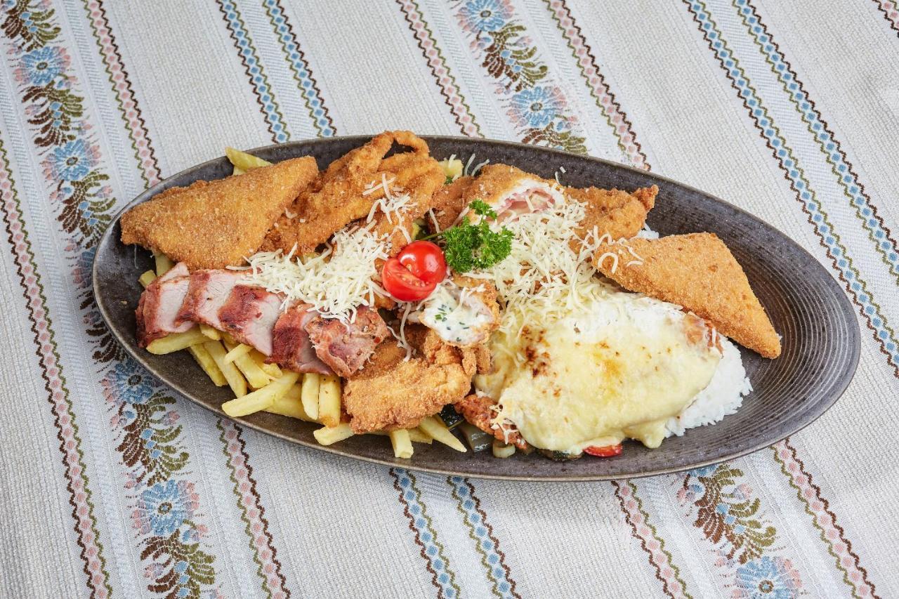 Tercia Hubertus Panzio Bed & Breakfast Sopron Exterior photo