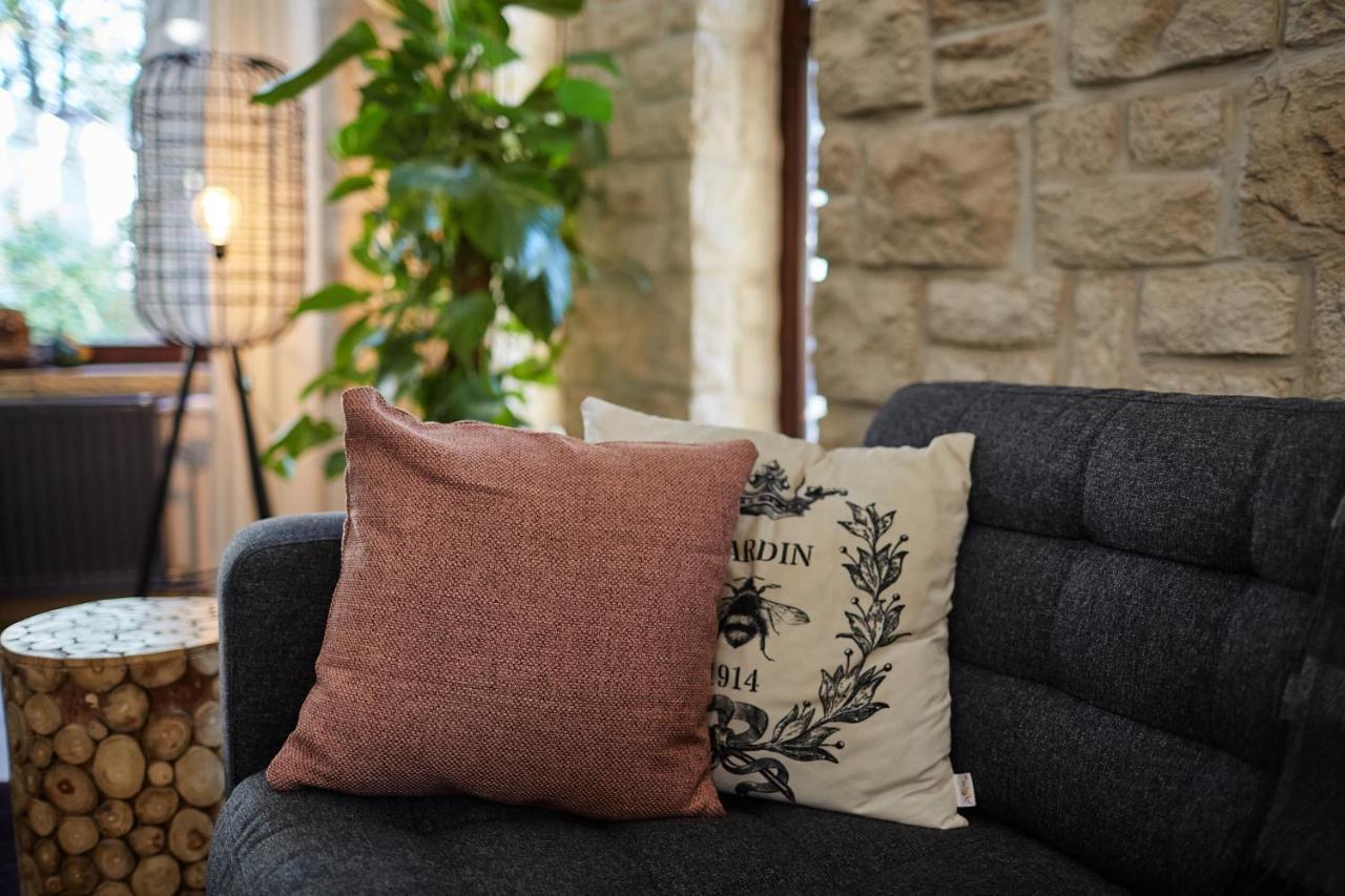 Tercia Hubertus Panzio Bed & Breakfast Sopron Exterior photo