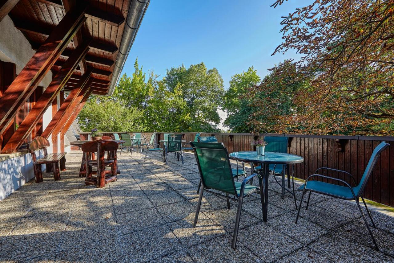 Tercia Hubertus Panzio Bed & Breakfast Sopron Exterior photo