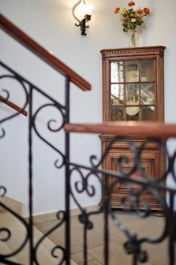 Tercia Hubertus Panzio Bed & Breakfast Sopron Exterior photo